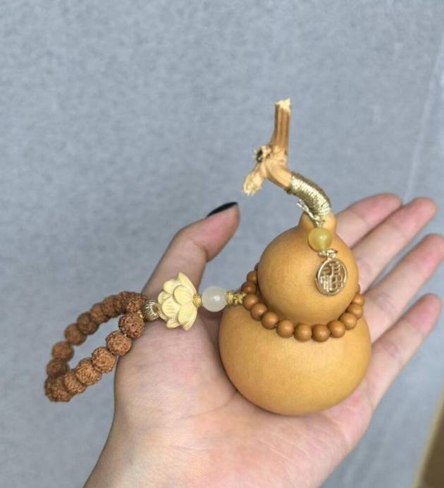 Shaolin Chinese "Fortune" Decorative Gourd Pendant For Car or Keys